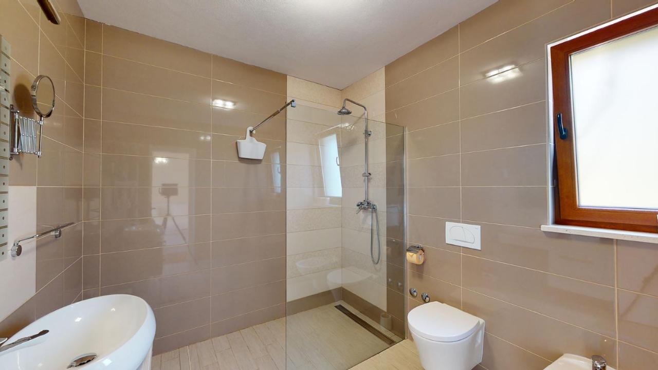 Villa Bambi Mošćenička Draga Exterior foto